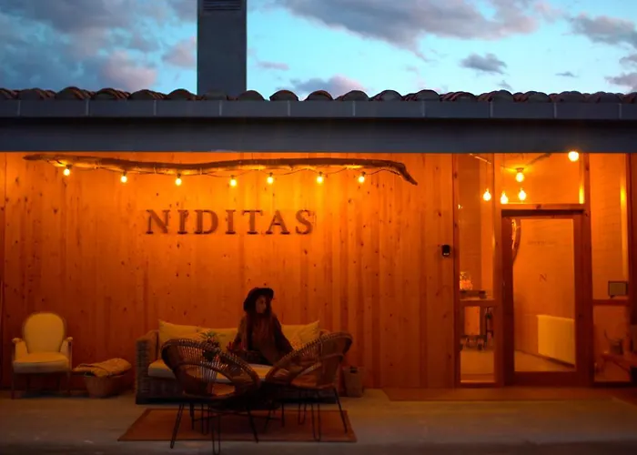 Niditas & Horses Отель Сантильяна-дель-Мар