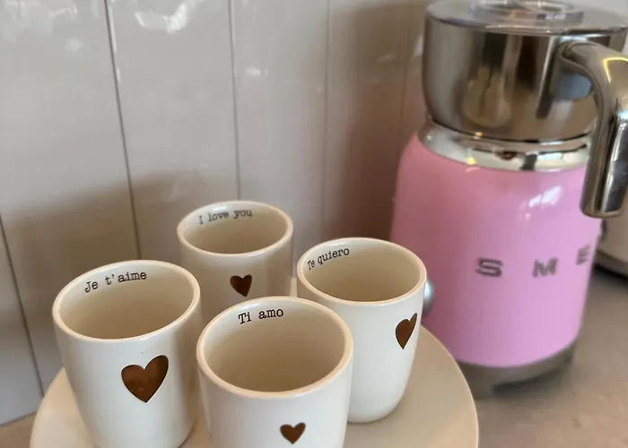 Отель Niditas & Horses