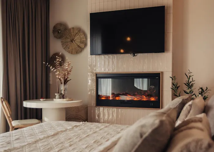 Отель Niditas & Horses Сантильяна-дель-Мар