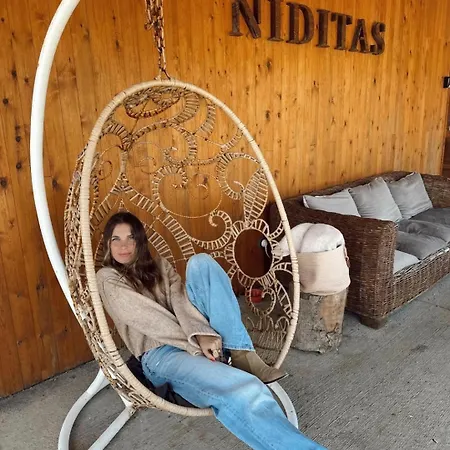 Hotel Niditas & Horses *