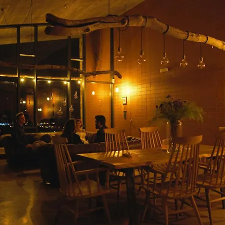 Niditas & Horses סנטילנה דל מר